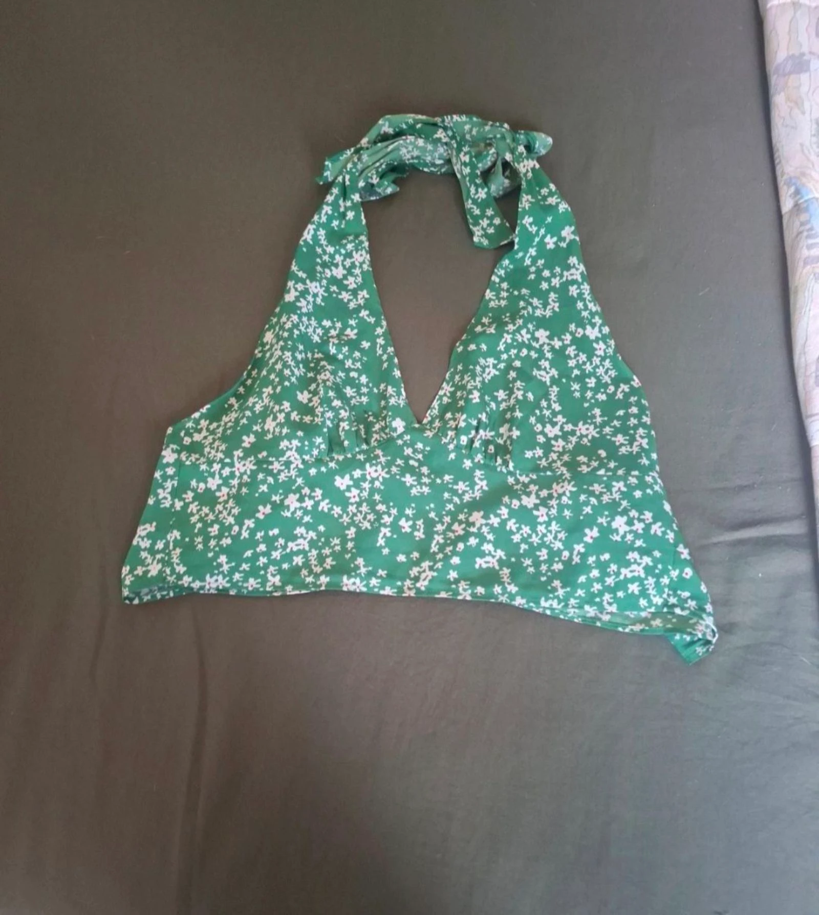 Dos nue vert taille 36  – photo 3